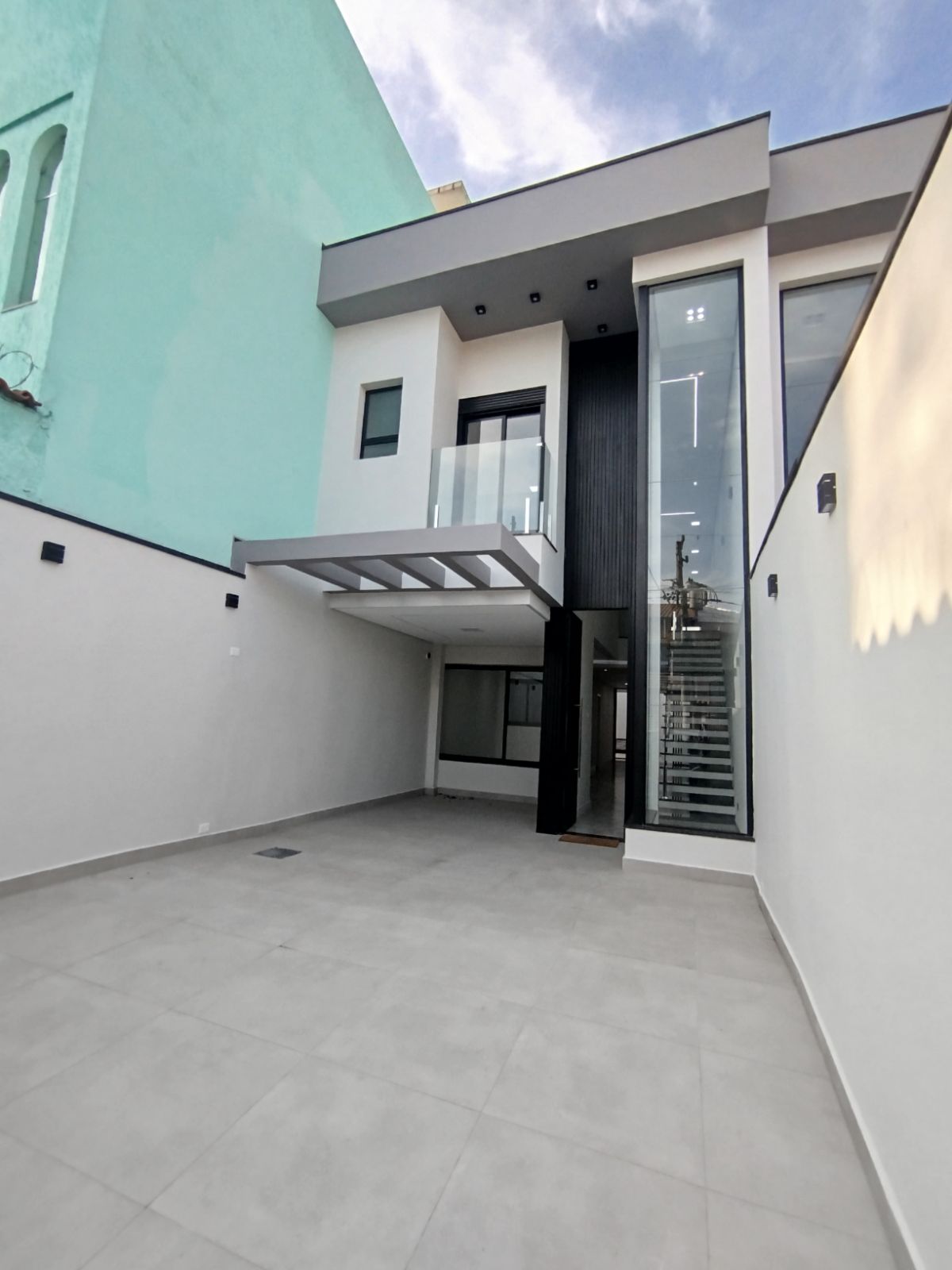 Sobrado Novo à venda na Vila Alzira, Santo André